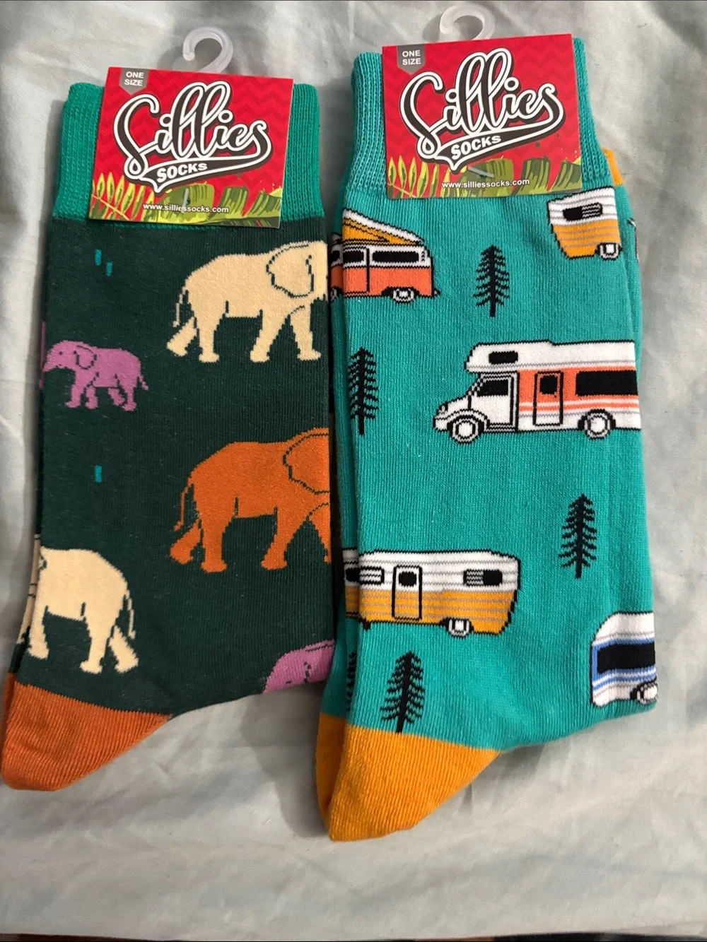 Sillies Men's Dark Green Elephant Pattern Casual Socks